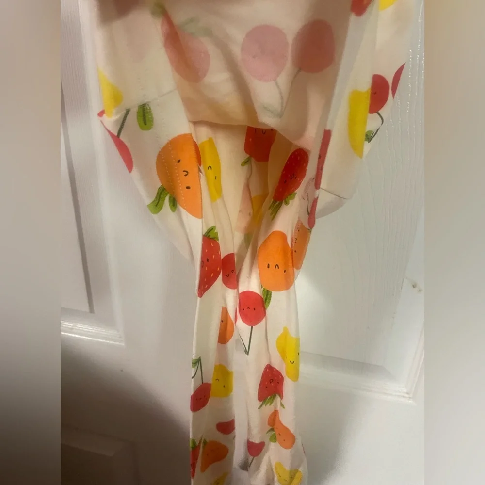 NWT Old Navy Girls Fruit Print 2-PiecePajama Set Size 5T Strawberry Lemon Cherry